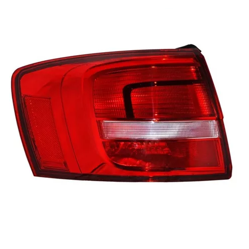 [FCNV0182] Calavera Ext Jetta A6 Mk6 Bicentenario Clara 15 16 17 18 Izquierdo / Rojo/Blanco