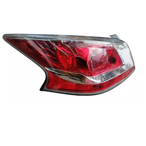 [FCNN3232] Calavera Filo Negro Nissan Altima 13 14 15 16 ( No Es Led ) Izquierdo / Rojo/Blanco