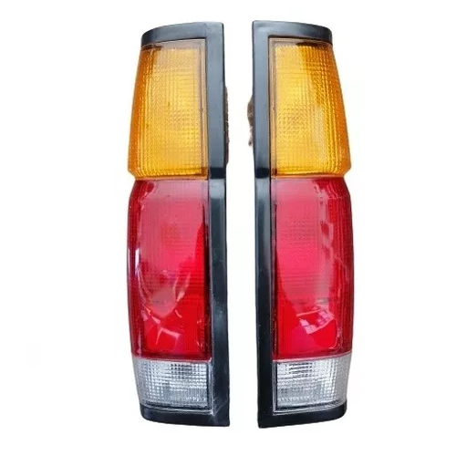 [003-0403-02] Calavera Nissan D21 Americana/par 87 88 89 90 91 92 93 94 97 Derecho / rojo abmbar bco