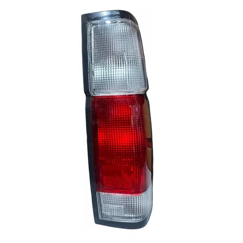 [116RCN] Calavera Nissan Pick Up D21 Americana Larga 87-96 (bco/rojo) Derecho / rojo abmbar bco
